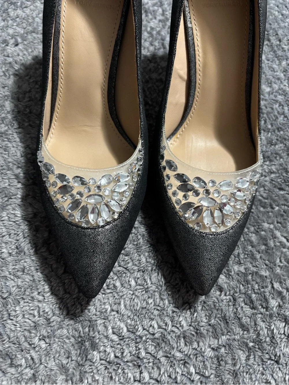 Tory Burch  Delphine Jewel Pointed Crystal-Embellished Pumps 7.5